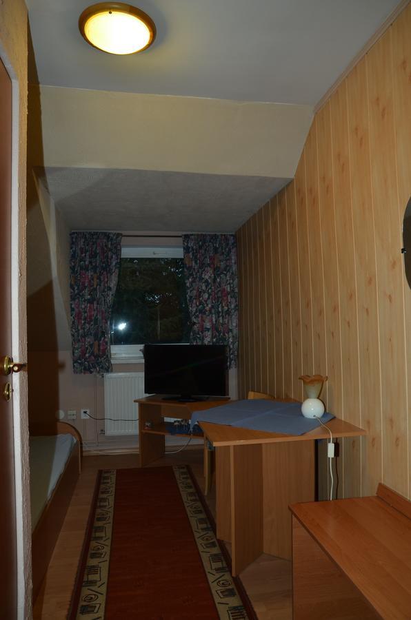 Motel Eden Zamość エクステリア 写真