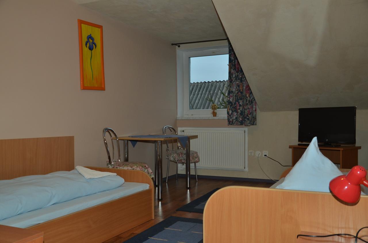 Motel Eden Zamość エクステリア 写真