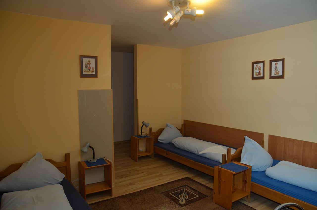Motel Eden Zamość エクステリア 写真