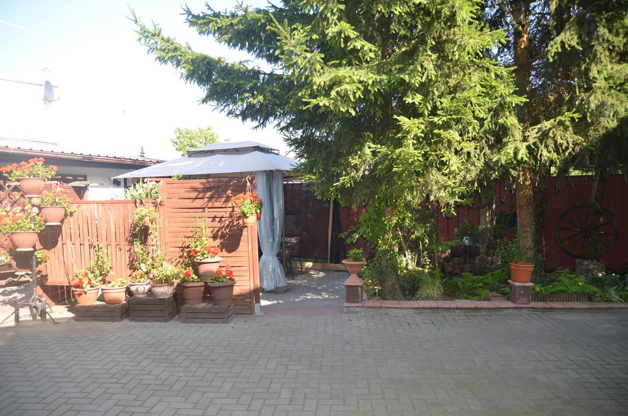 Motel Eden Zamość エクステリア 写真